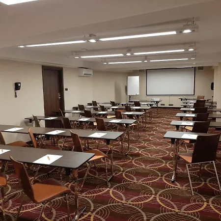 Отель Hotel Desilva Premium Poznan Познань