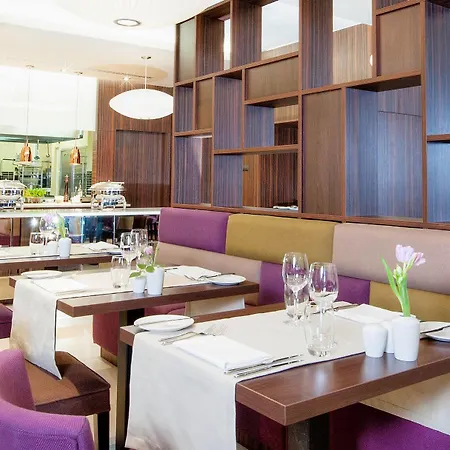 מלון Desilva Premium 4*