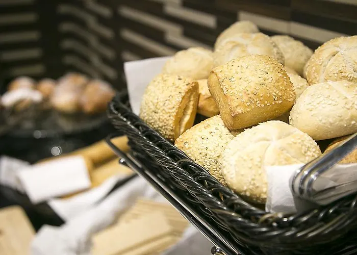 Отель Hotel Desilva Premium Poznan