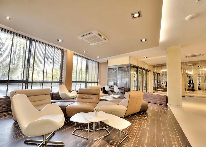 Отель Hotel Desilva Premium Poznan Познань